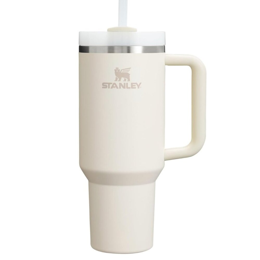 Stanley Quencher H2.0 FlowState Stainless Steel Tumbler in White/Cream